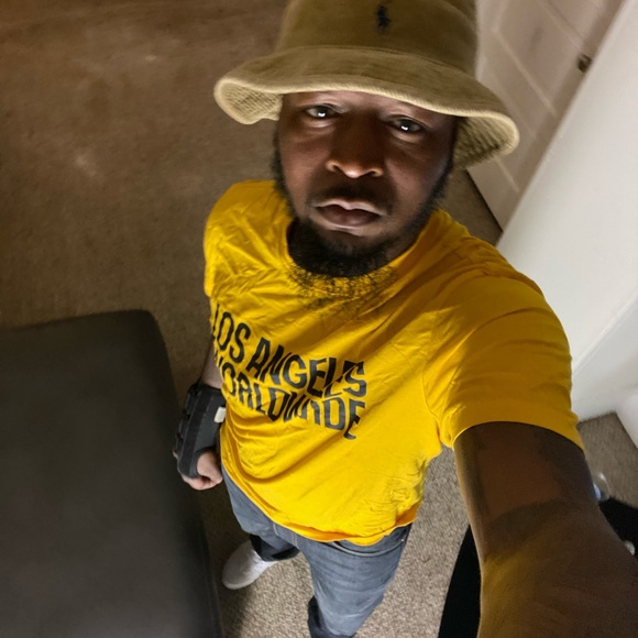 Poshmark profile picture for @proking